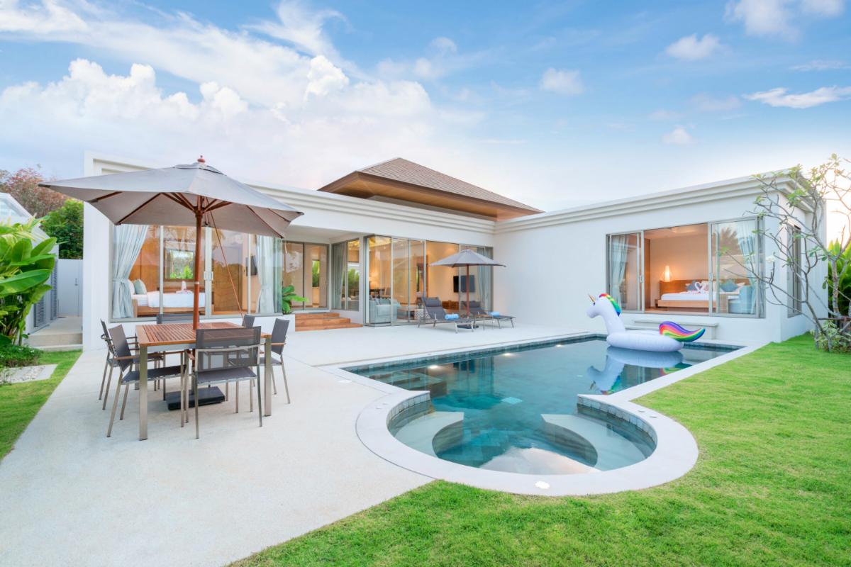 How a Pool Can Impact Your Home Insurance Coverage